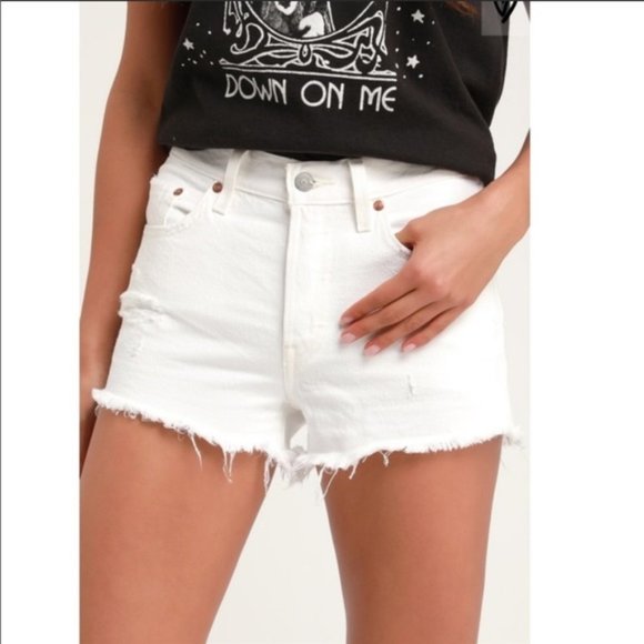 Levi's 501 White Distressed Denim Shorts 31 NWT - Picture 3 of 11
